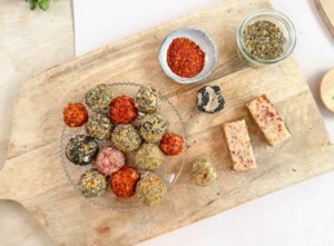 Cashew-Frischkäse-Bällchen