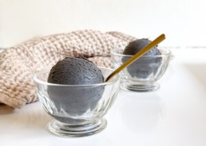 schwarzes Sesameis